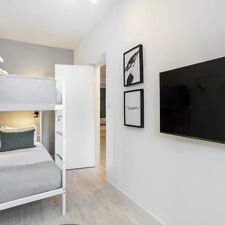 Whome Lisbon'S Best Kept Secret: 2-Bed W/Ac & Patio Buitenkant foto